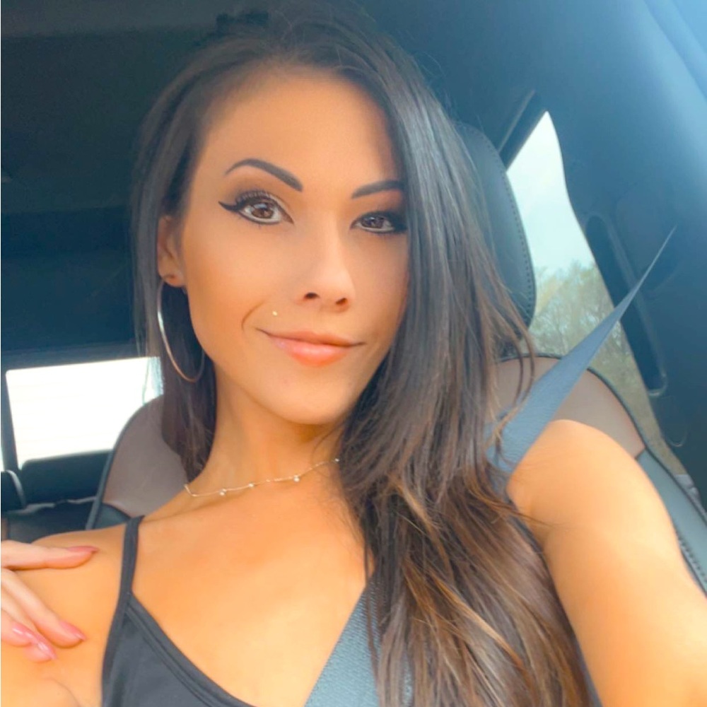 Meet your Posher, Kahla